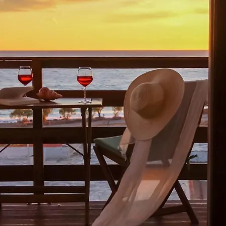 Mistral-patmos מלון דירות 3*