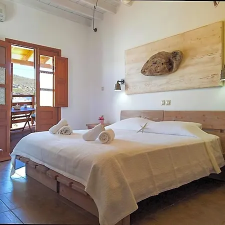 Mistral-patmos Aparthotel 3*